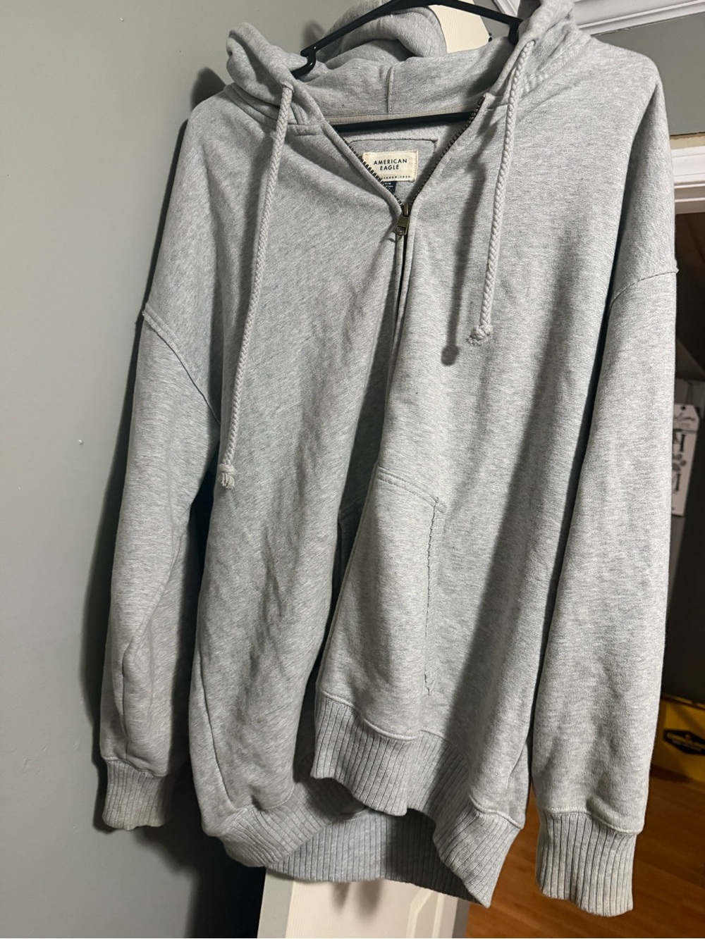 American Eagle Outfitters women’s Gray Zip Hoodie Sweatshirt